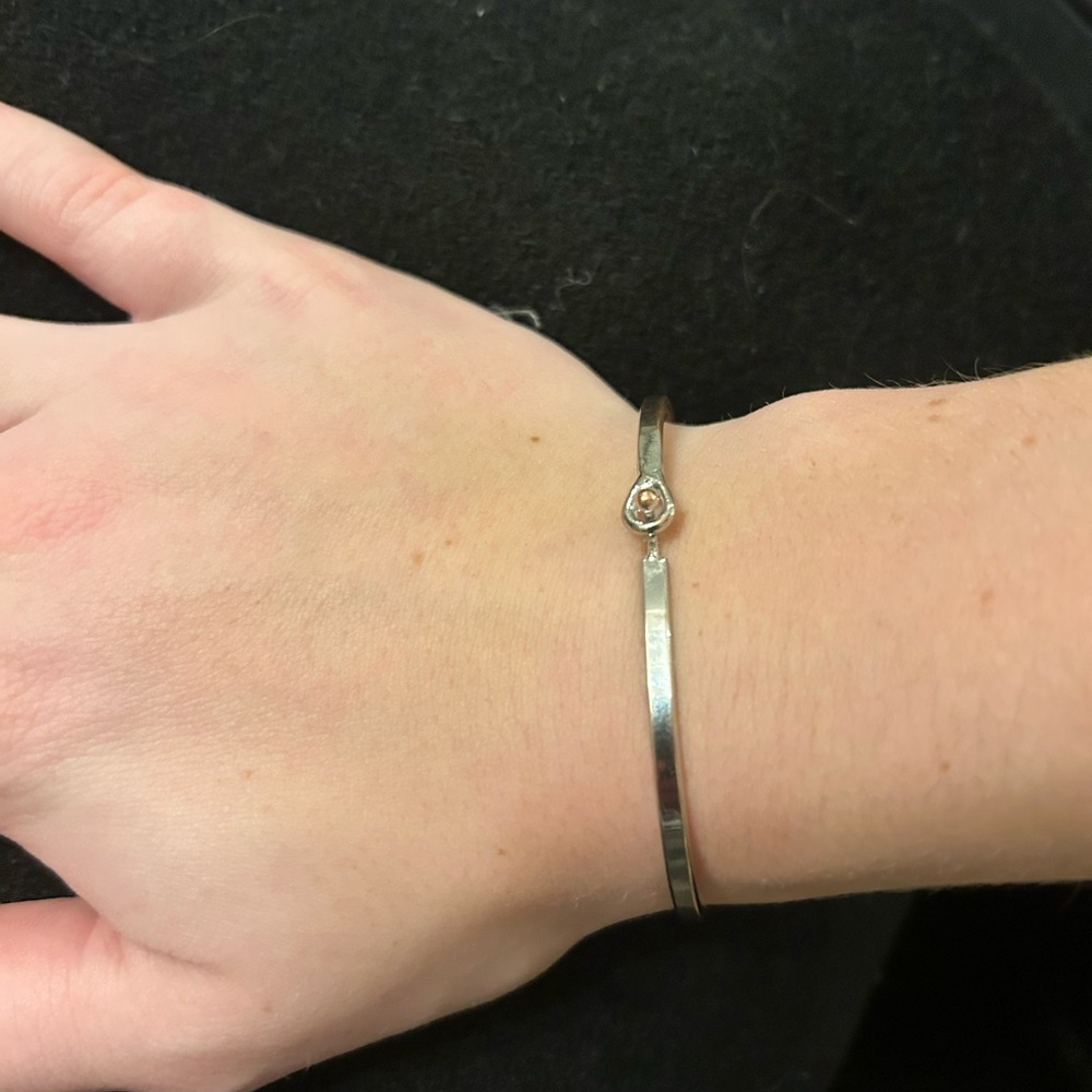 Chic Sterling Silver Bracelet with Engraving - Picture 4 of 5